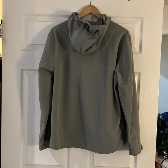 Sears windbreaker/rain shell - Picture 2 of 3